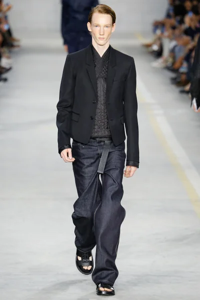 Look 2